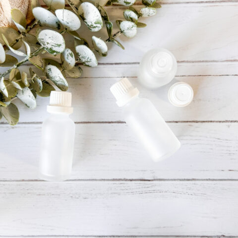 30ml Frosted Bottle with White Dripolator Cap